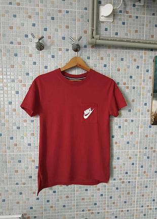 Футболка nike.