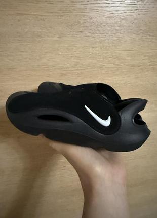 Сандалі nike