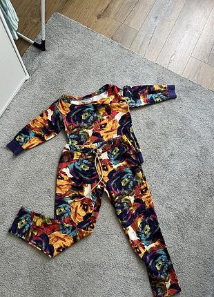 Костюм ora різнокольоровий , розмір s , котон в гарном стані ,