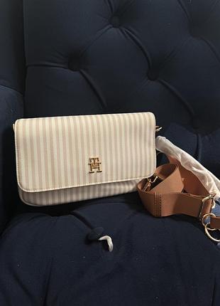 Сумка tommy hilfiger в полоску