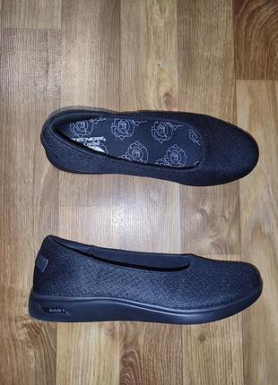 Макасини жіночі skechers р.40-41