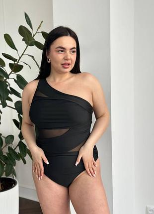 Жіночий цільний чорний купальник з сіточкою plus size