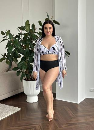 Чорно-білий роздільний купальник з тунікою plus size з поролоновими чашками