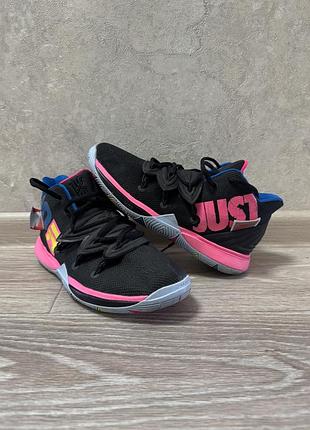 Кроссовки nike kyrie 5