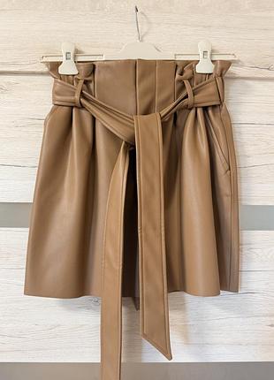 Шкіряні шорти zara xs