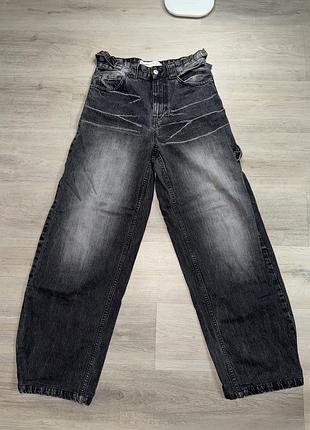 Джинси скейтери bershka