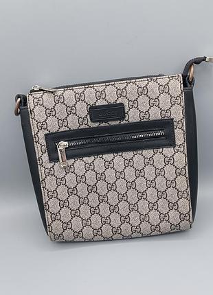 Сумка месенджер в монограму gucci без плечового ременя