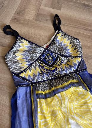 Сукня оздоблена бісером