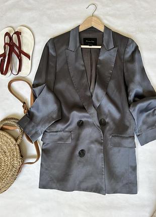 Блейзер жакет від massimo dutti.