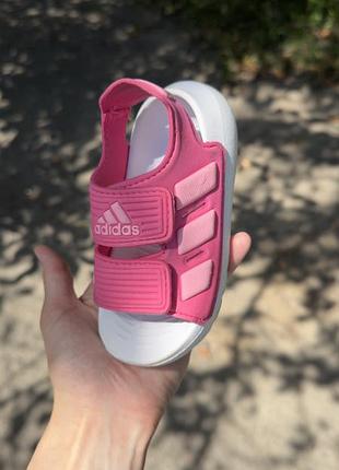 Босоніжки adidas