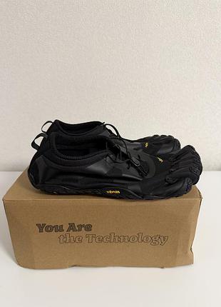 Vibram fivefingers v-alpha 45(29cm)