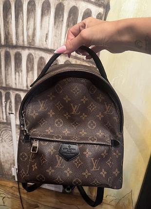 Продам стильний рюкзак 🎒 lv 💗