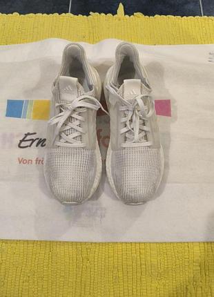 Кроссовки adidas 40 1/3 размера, торгов