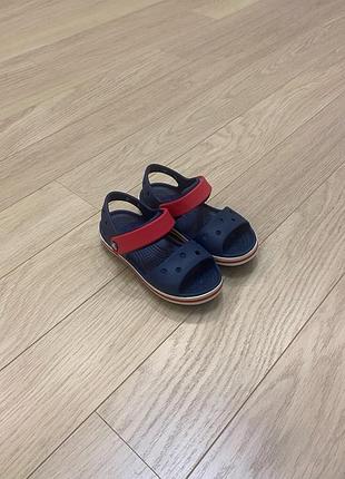 Crocs ( крокси )