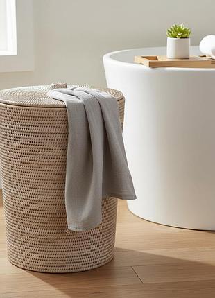 Кошик для білизни з кришкою hamper, плетений з ротанга, 34/40*50 см, 71047-white nai