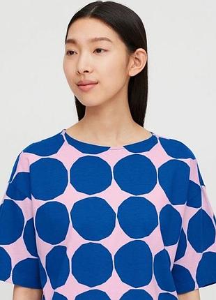 Футболка uniqlo