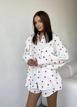Костюм з мусліну в сердечка