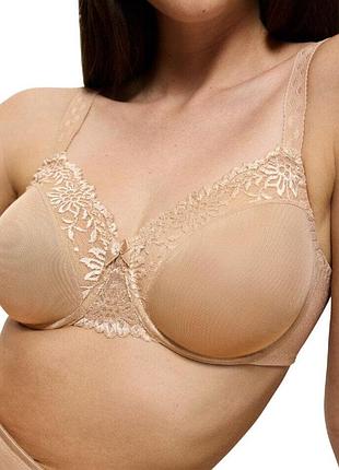 80d, 80с элегантный бюстгальтер-минимайзер triumph ladyform soft