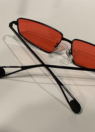 Вінтажні окуляри fendi з червоними лінзами