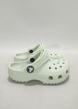 Шлепанцы crocs 2