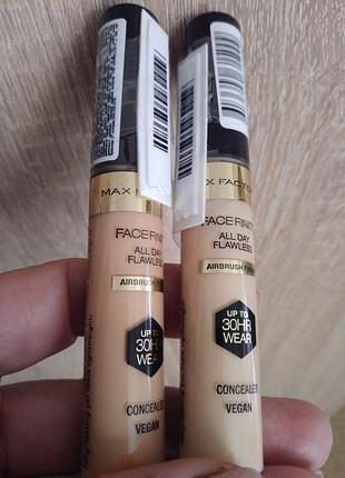 Max factor консилер тон 030,010