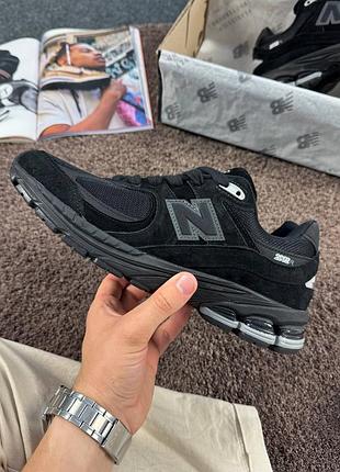 Мужские кроссовки new balance 2002r black