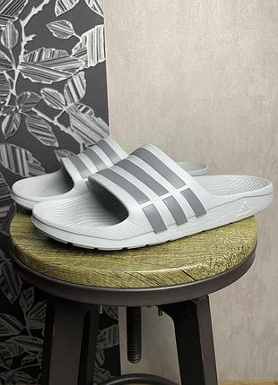 Мужские шлепанцы adidas, размер 44