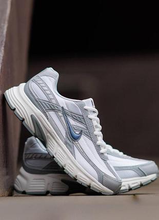 Кросівки nike initiator найк інішіатор білі сірі сині для повсякденного носіння та бігу