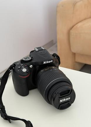 Фотоапарат nikon d5200 + обʼєктив 18-55 + зарядка + чохол+ карта памʼяті