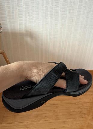 Спортивные шлепки clarks springers