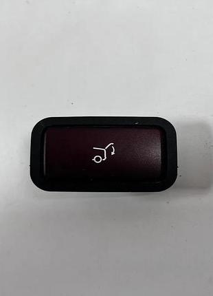 Кнопка відкривання задньої кришки багажника на mercedes ml w164/gl x164