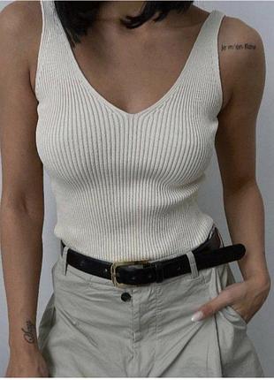 Базовый топ в рубчик zara v-образный вырез вискоза