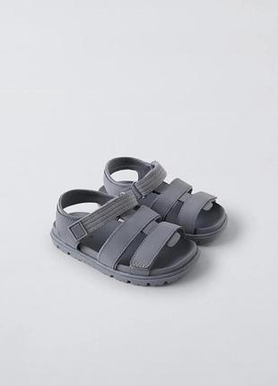 Босоніжки для хлопчика zara