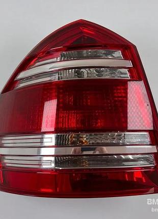 Задній лівий стоп на mercedes gl x164 дорестайл