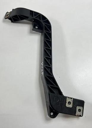 Кронштейн переднього бампера на mercedes ml w166/gle правий a1666263731