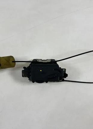 Замок кришки багажника на mercedes ml w164/gl x164 a1647400435