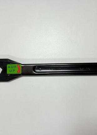 Ручка домкрата на mercedes ml w164/gl x164