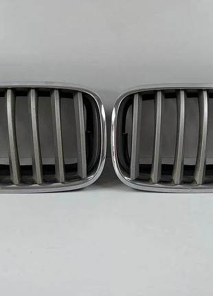 Решетки капота (ноздри) хром на bmw x5/x6