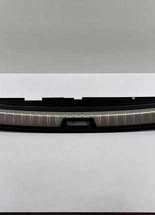 Накладка замка багажника bmw x6 e71