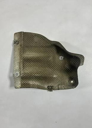 Термозащита выхлопной на mercedes ml w164/gl x164 a1646823671