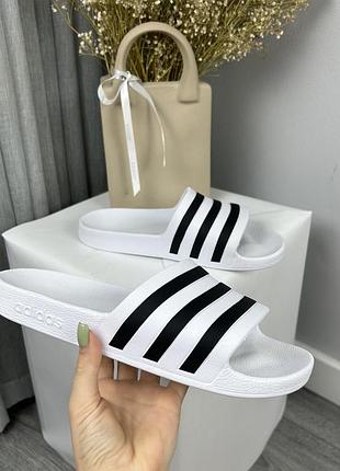 Оригінальні унісекс  шльопанці adidas