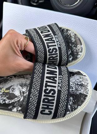 😍 женские шлепанцы cr. dio r sandal black/white