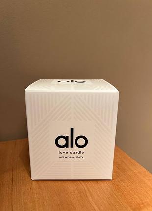 Свеча alo love candle - 8 oz/ 226,7г