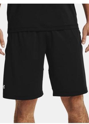 Класні спортивні шортики under armour