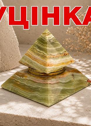 Уценка! шкатулка-пирамида из натурального оникса - выставочный образец, есть скол
