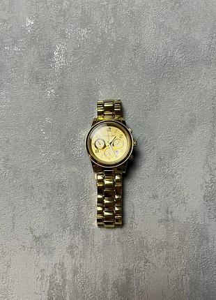 Часы michael kors  состояние хорошое