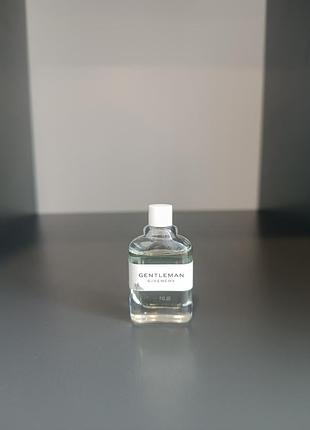 Givanchy gentleman cologne eau de parfum (2018) 6мл оригінал