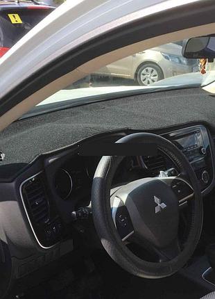 Накидка на панель приборов mitsubishi outlander (3 пок., ) 2012+