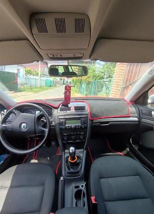 Накидка на панель приборов skoda octavia а5 2004-13 2 пок