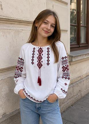 Вишиванка для підлітки